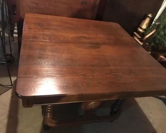 BEAUTIFUL TABLE