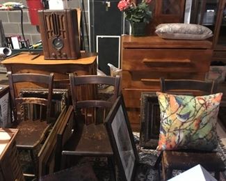 Chairs, Radio & Lots More!!