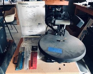 Dremel 16" Variable Speed Scroll Saw w/Manual (1680),