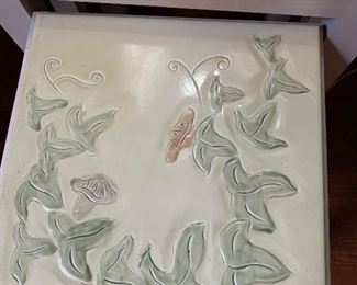 Detail of nesting tables