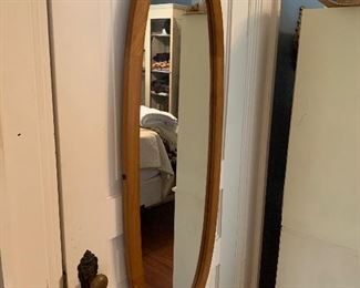 Wall mirror