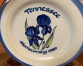 1986 Tennessee Homecoming by Louisville Pottery