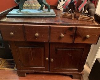 Pine wash stand
