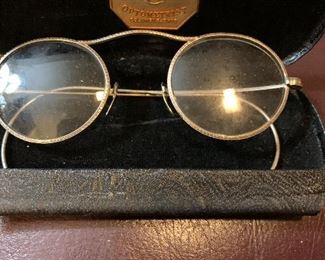 1930s glasses