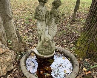Concrete bird bath/fountain