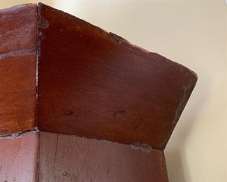 Corner cupboard