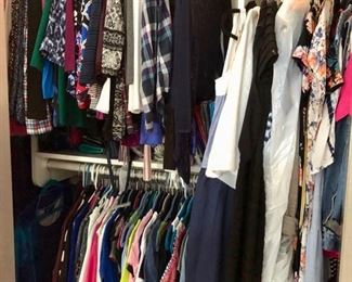 Lots of women's clothes 