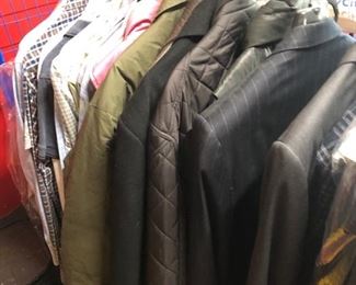 Lots of mens & women's clothes
