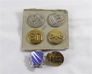 Lot 214
US Pins