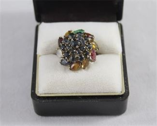 Lot 219
Vintage Saphire 14 K Dome Ring