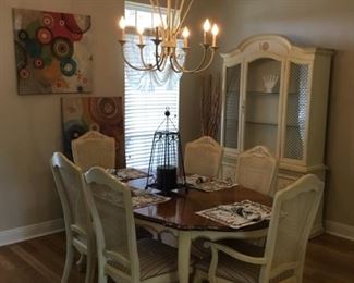 French Provençal table & 6 chairs 4’8” + 2 leaves 3’for both