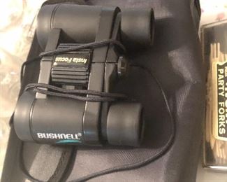 Bushnell binoculars with case