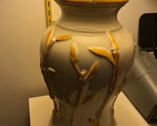 Ceramic lamp