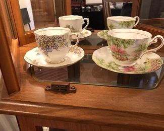 tea cups and saucers