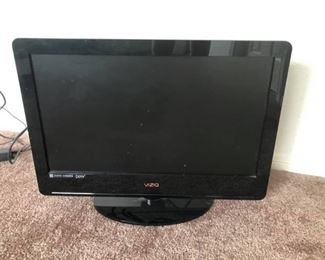 Vizio 26” Tv
Good working condition.