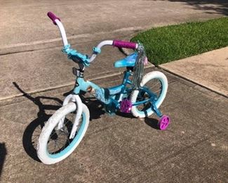 Frozen Girls Bike
Like new condition.
THINK CHRISTMAS!