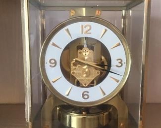 Atmos clock