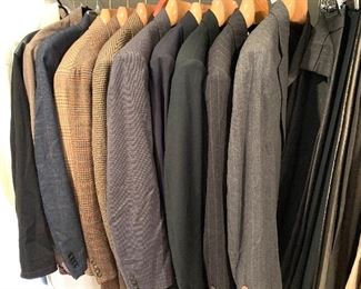 Men's suits and jackets - Brioni, Ralph Lauren, Zegna and others - size 42-44