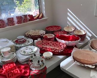 Christmas Dishes.  And Fabulous Red and White set of dishes 