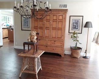 ANTIQUE PINE CUPBOARD