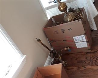 HANGING VICTORIAN LAMP WITH THREE GLASS SHADES (IN LARGE BOX)