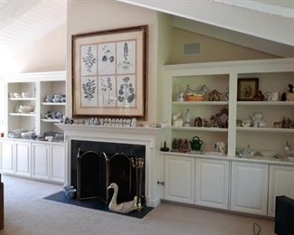 LOTS OF BLUE AND WHITE ACCESSORIES