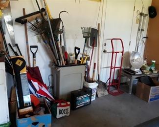 GARAGE
