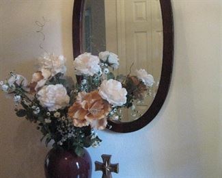 Oval Mirror Above Entry Table, Lots of Extra's...