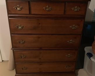 Dresser, 5 drawer, brass hardware.