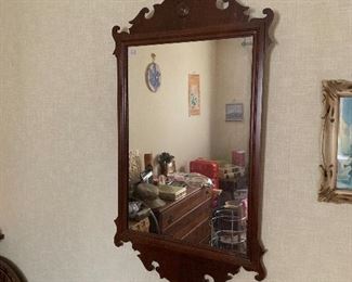 Beautiful ornate mirror’s