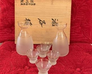 Saki set