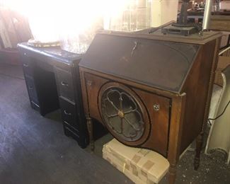 Vintage radio Cabinets and vintage metal desk