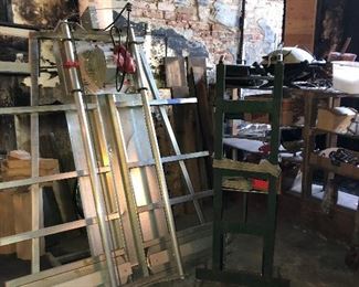 Milwaukee Heavy Duty 8” (203MM) Saw and Appliance dolly