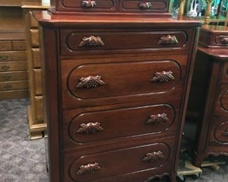 Lillian Russel Davis Cabinet Co Bedroom Suite