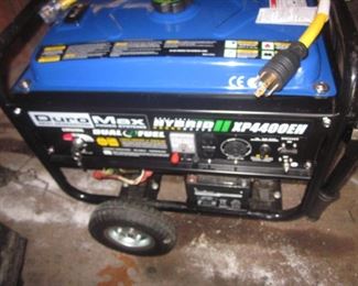 Duro-Max  Hybird Generator Duel Gas Or Propane

