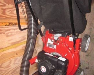 Troy-Bilt Chipper Shredder Vacuum