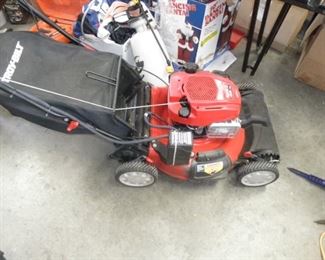 TROY BUILT LAWN MOWER