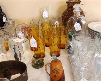 5 Amber Glasses