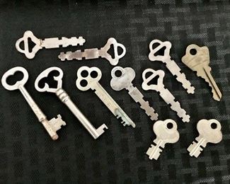 Antique skeleton keys