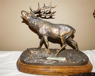 Made by Pene. Beautiful bronze elk.