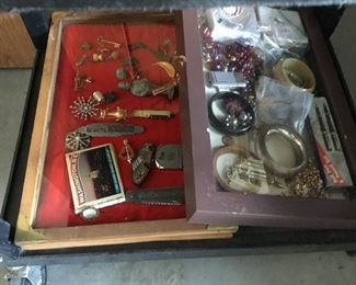 Pins & costume jewelry