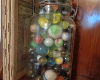 SMALL MARBLE COLLECTION