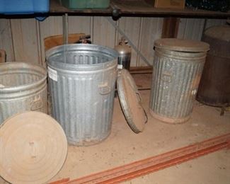 aluminum trash cans