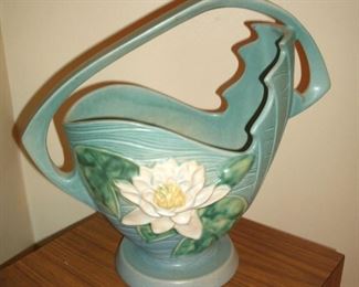 ORIGINAL ROSEVILLE WATER LILY POTTERY #382-12