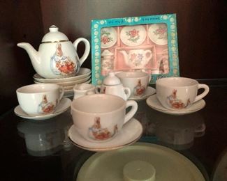 child's tea set so cute