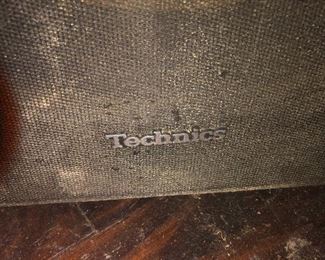Technics speakers