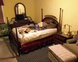 Queen Bedroom Set