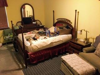 Queen Bedroom Set
