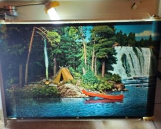 Shows without front cover, one scene in the Scene o Rama, Hamms beer sign