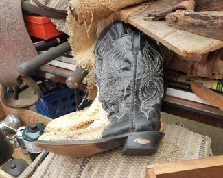 snake skin cowboy boots